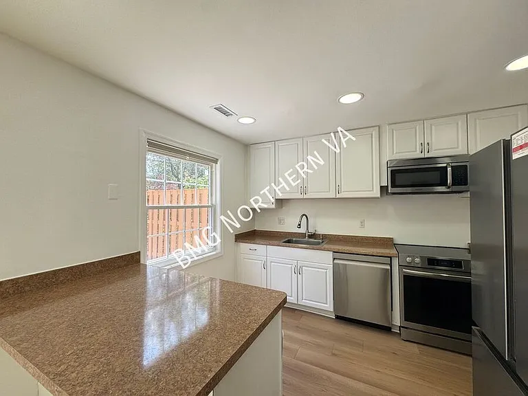 8763 Bretton Woods Dr — Photo 8