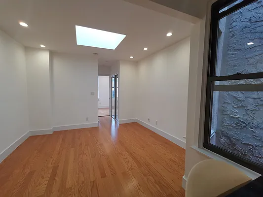 Rented by Homefront Management E29, Inc. | media 13