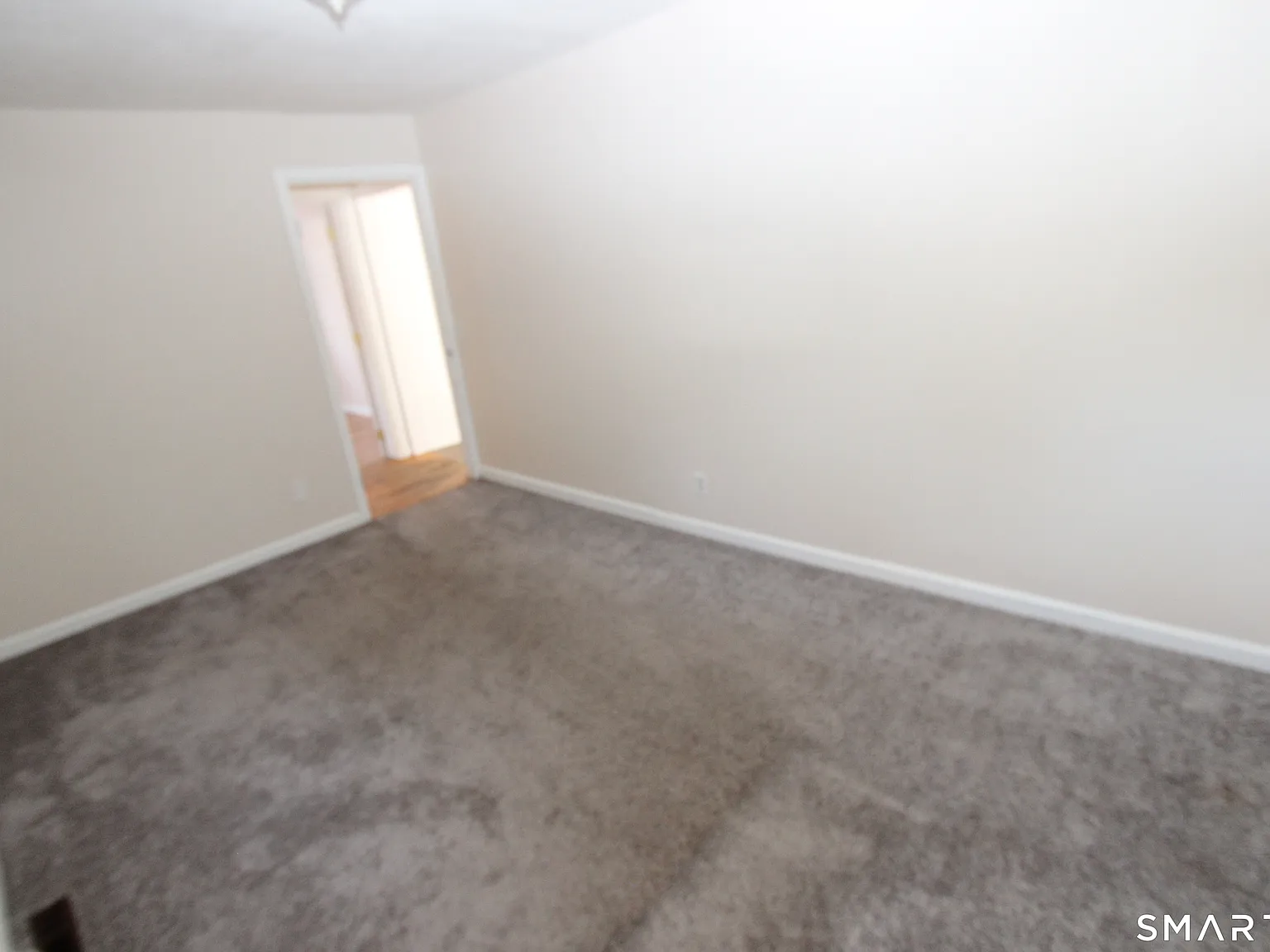 1 bed, 1.0 bath, 1131 sqft, $1,600 — Photo 3