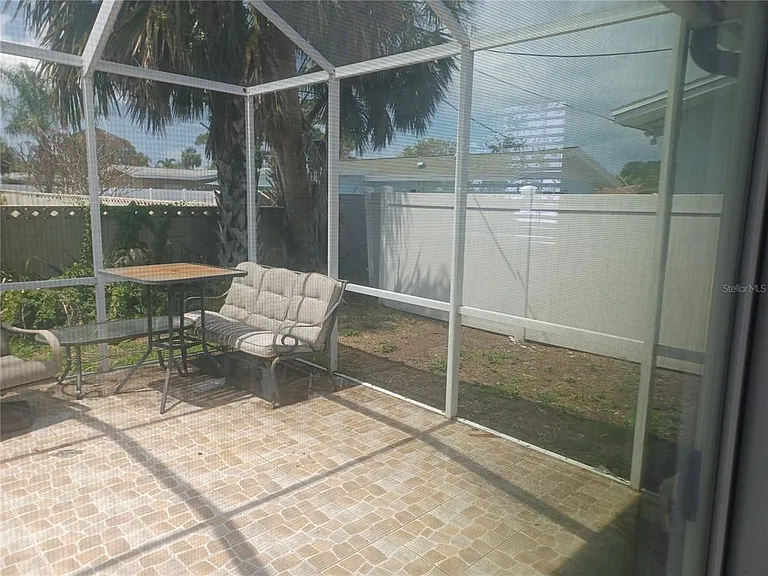 120 Causeway Blvd — Photo 9