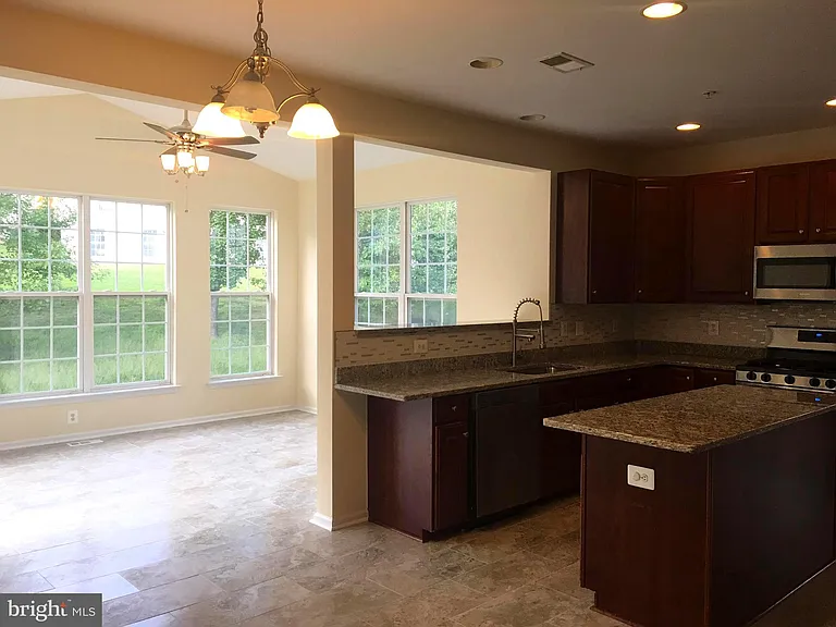 12910 Belle Meade Trce — Photo 36