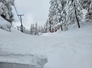 2692 Valhalla Dr, Running Springs, CA 92382