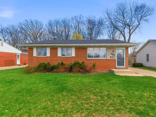 33948 Beaconsfield St, Clinton Township, MI 48035