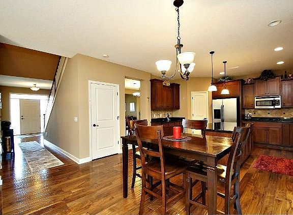 4th image of 10860 Birch Ln