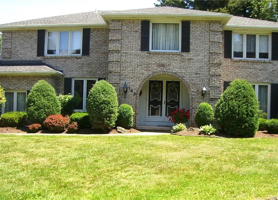 1st image of 153 Bramble Ct