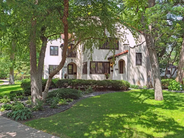 124 W Minnehaha Pkwy, Minneapolis, MN 55419