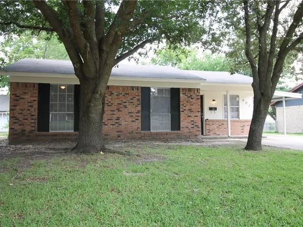 902 Lindo Dr, Mesquite, TX 75149