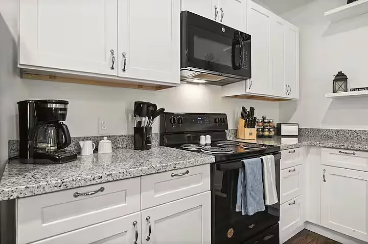 3 Jesse James Dr #A — Photo 10