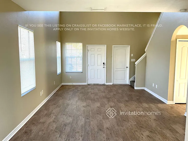 10710 Navigation Dr — Photo 2