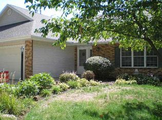 415 1st Ave SW APT A, Mount Vernon, IA 52314