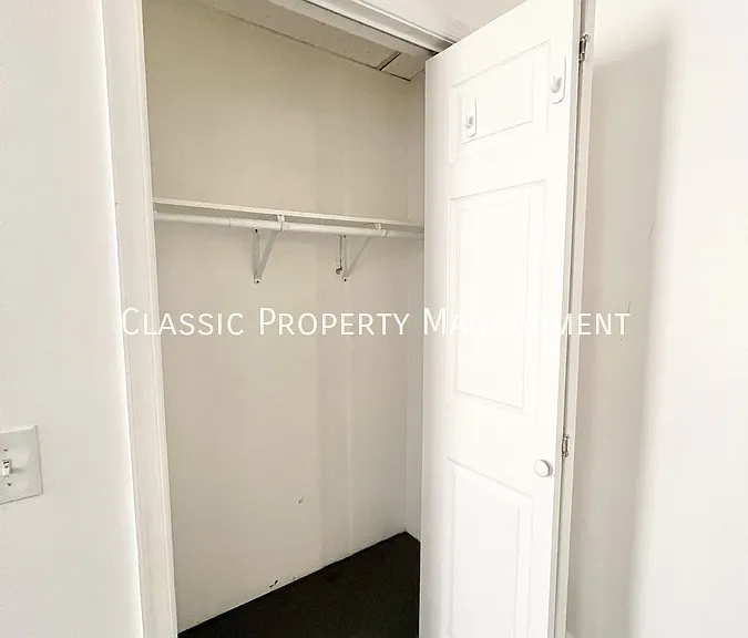 1832 W 3rd St — Photo 19