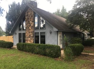 3681 Yorkville Rd E, Columbus, MS 39702