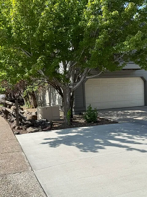 3 bed, 1408 sqft, $2,600 — Photo 1