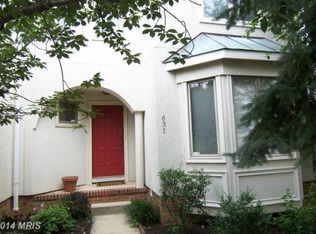 631 Stoney Spring Dr, Baltimore, MD 21210