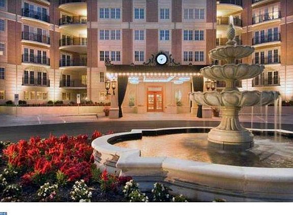 2nd image of 190 Presidential Blvd Unit 506