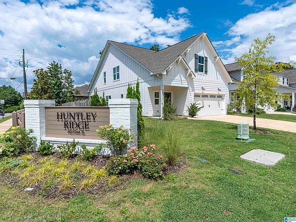 3rd image of 104 Huntley Ridge Dr