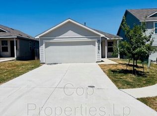 9015 Little Hoss, Converse, TX 78109