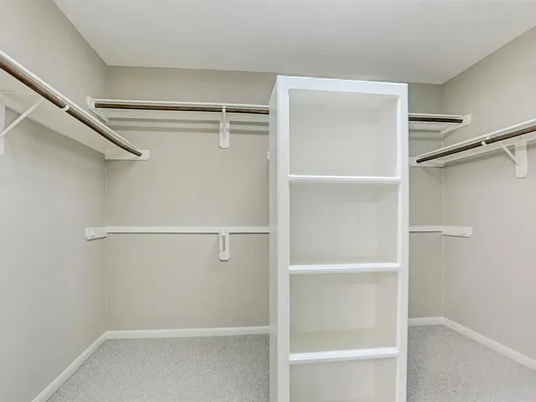 23247 Diamond Knoll Ct — Photo 18