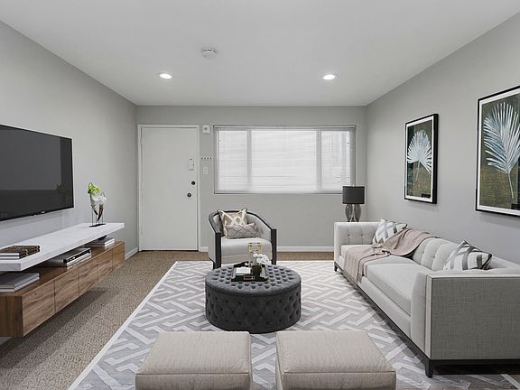 2nd image of 5519 Mission St APT 103