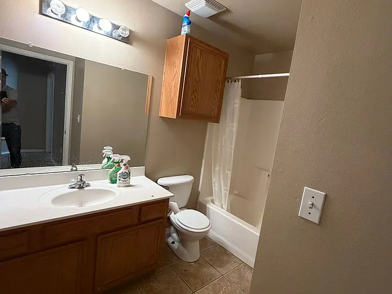 502 N Clinton Ave — Photo 7
