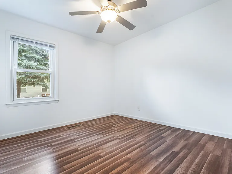 2360 Arrow St — Photo 31