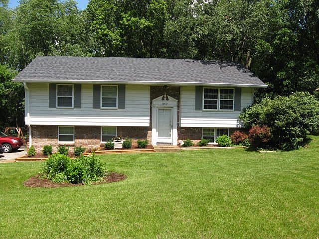 8012 Charlecot Drive,Indianapolis, IN