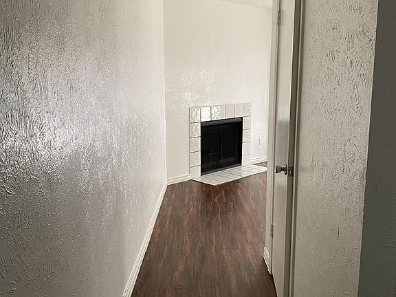 5th image of 136 Lake Meadows Dr