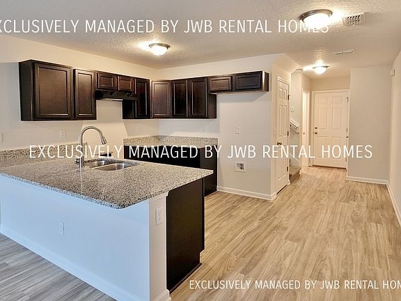 3rd image of 8488 McGirts Village Ln