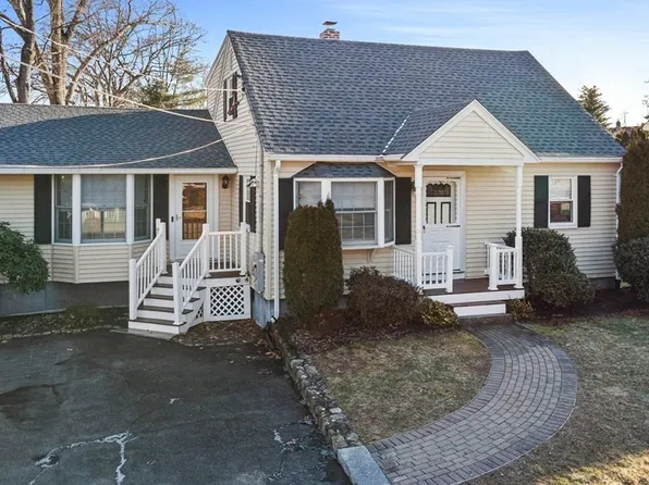 8 Paul St, Burlington, MA 01803