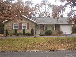1st image of 152 Buffalo Ave