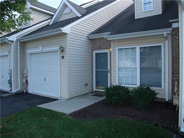1st image of 214 Gladstone Way