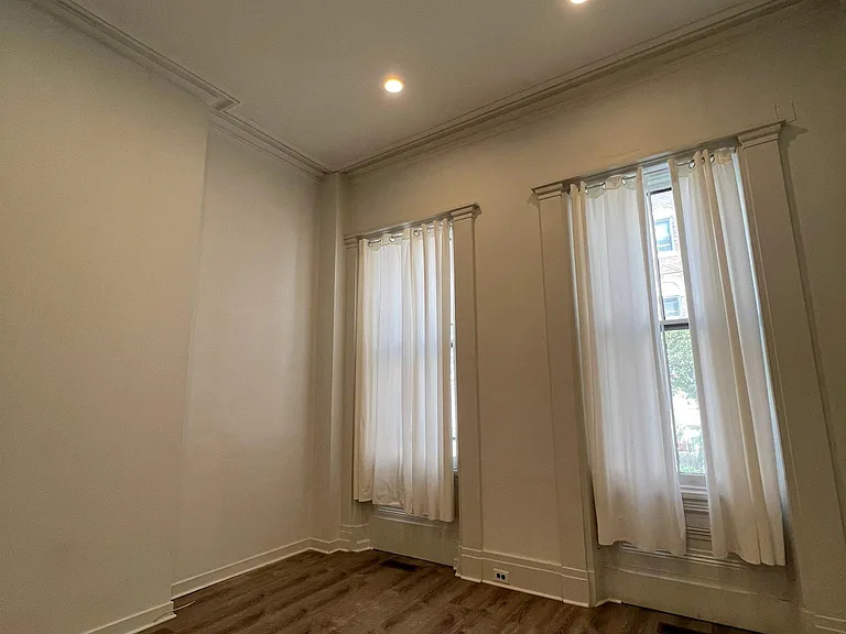 1308 Spruce St #1F — Photo 3