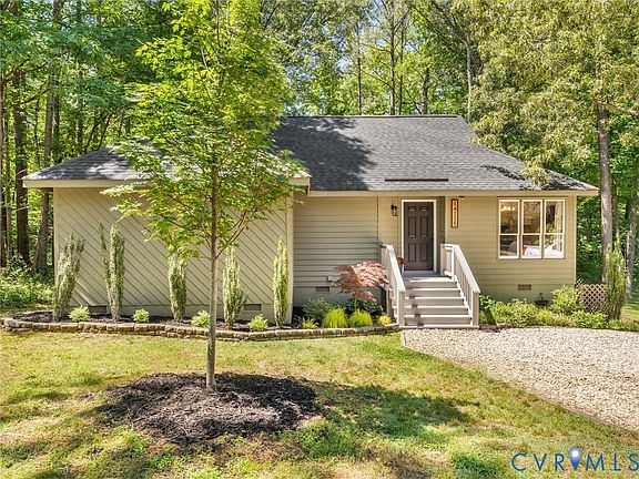 3rd image of 14115 Liberty Oaks Cir