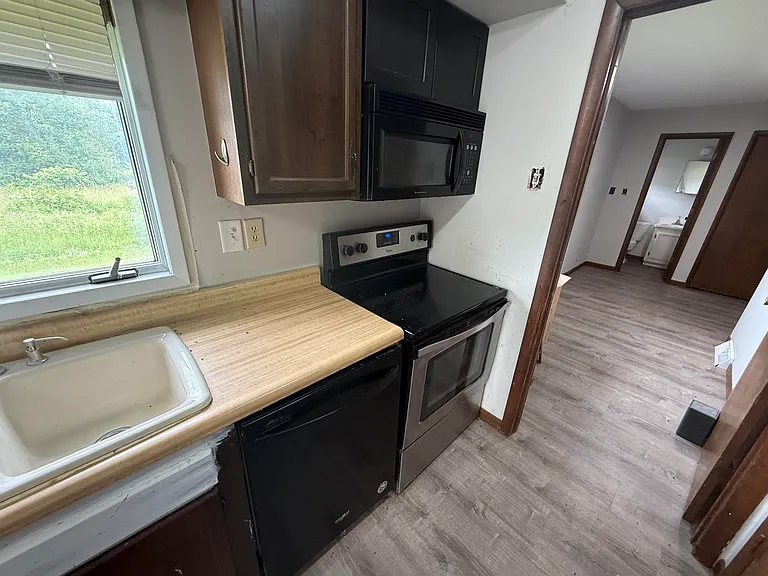 4284 State Road J — Photo 23