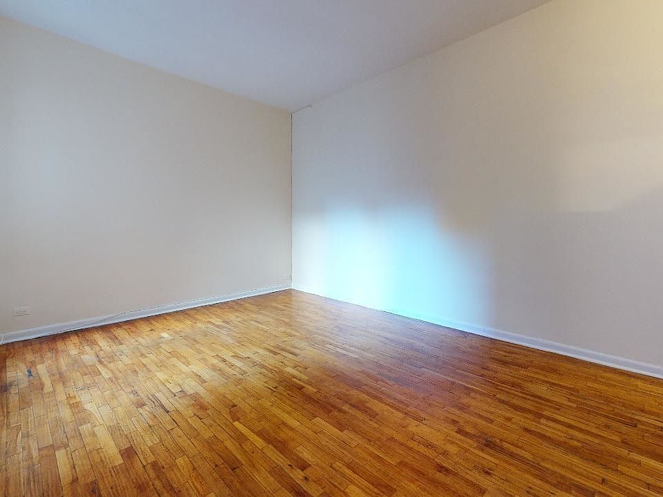 1st image of 215 W 101st St APT 6C