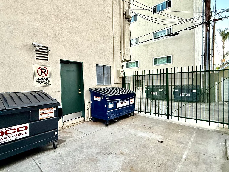 122 Junipero Ave #B — Photo 14