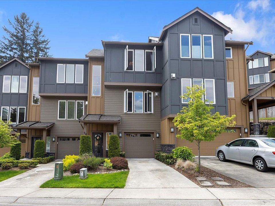 1st image of 900 228th Ave NE Unit 7B