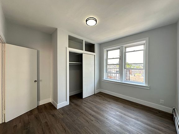 5th image of 934 Pavonia Ave #7T