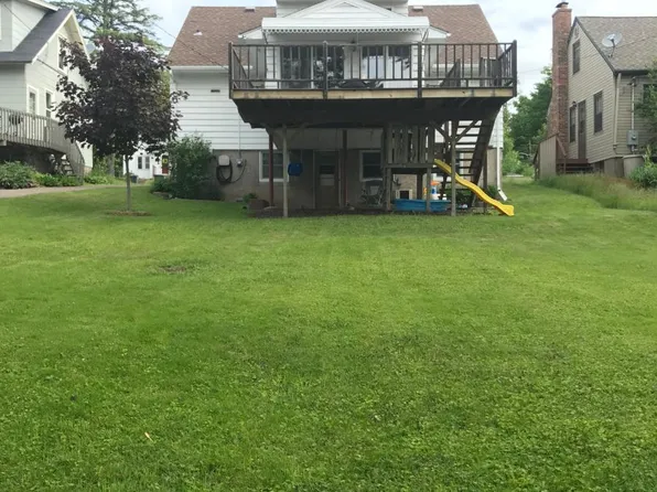 220 W Winona St, Duluth, MN 55803