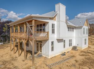 169 Teaberry Rd, Roan Mountain, TN 37687