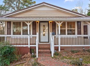 1325 Fernwood Dr, La Fayette, GA