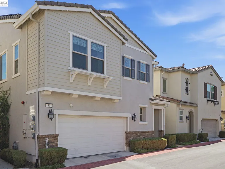 33 W Roccolino Ln — Photo 3