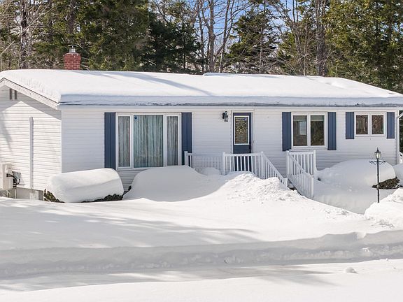 3rd image of 9393 Sherbrooke Rd