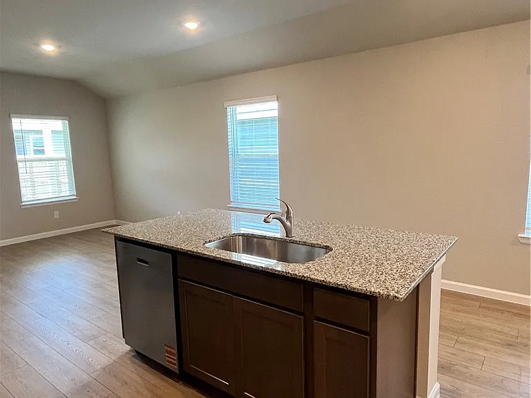 1154 Toledo Bend Dr — Photo 11