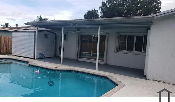 12001 NW 32nd Mnr