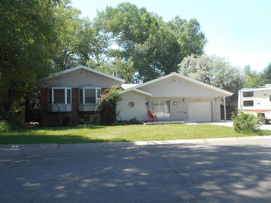 1st image of 5456 S Edgewood Dr