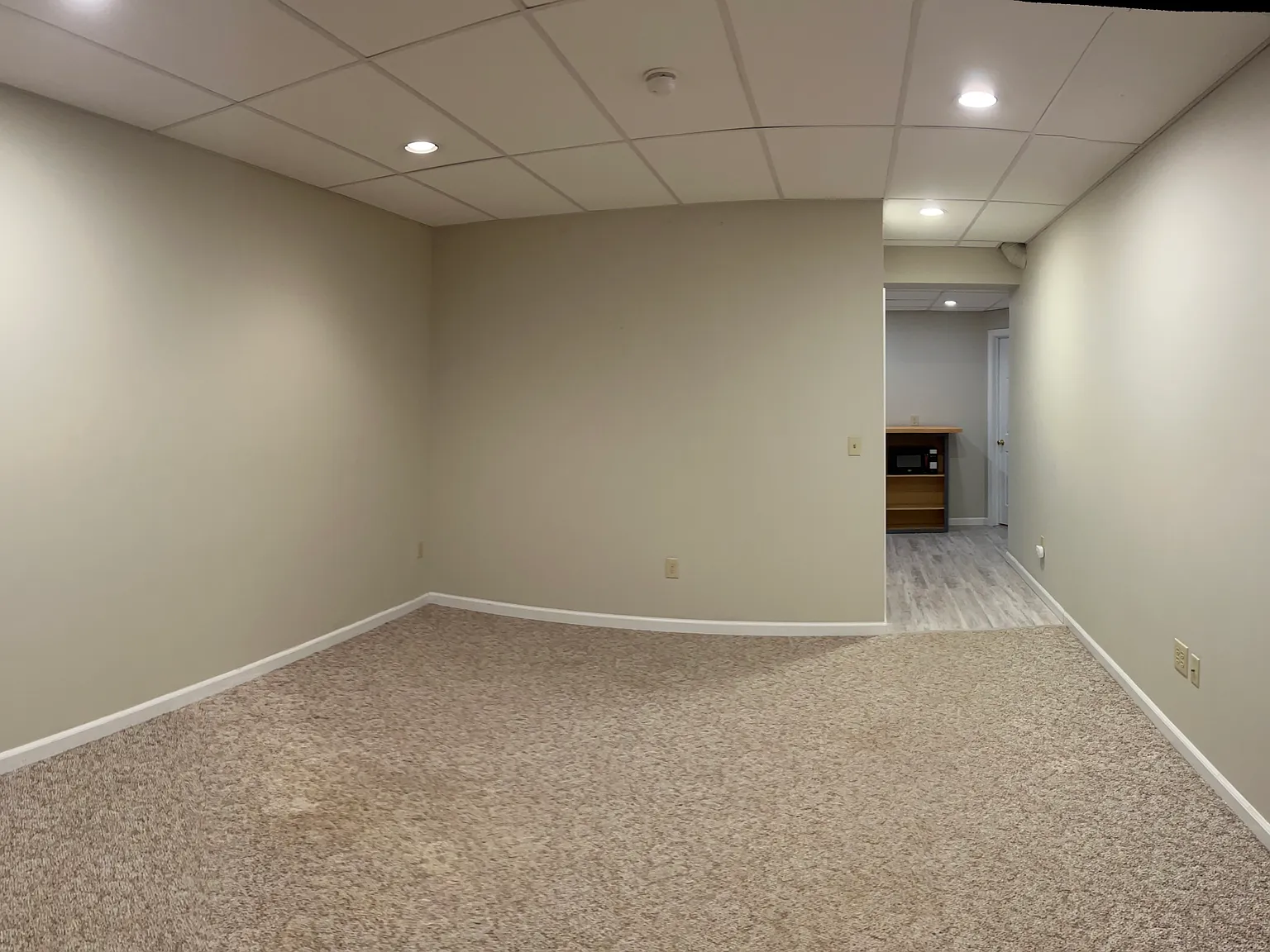Studio, 450 sqft, $1,450 — Photo 3