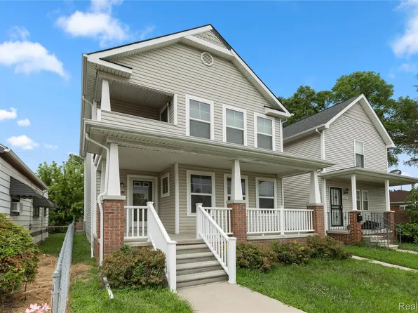 5181 Yemans St, Hamtramck, MI 48212