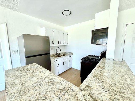 2nd image of 10772 Palma Vista Ave APT 5