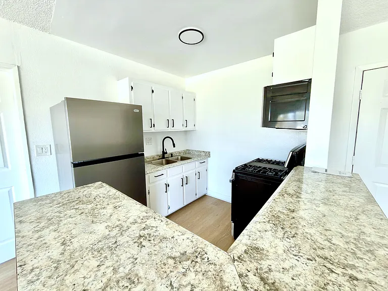 10772 Palma Vista Ave #5 — Photo 2